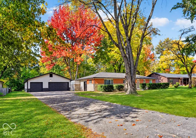 Photo 1 of Single family home for sale at 9306 Broadway St, Indianapolis, IN 46240 | MLS# 22133410 | Listing updated on 2026-10-29