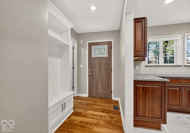 Photo 3 of Single family home for sale at 9306 Broadway St, Indianapolis, IN 46240 | MLS# 22133410 | Listing updated on 2026-10-29