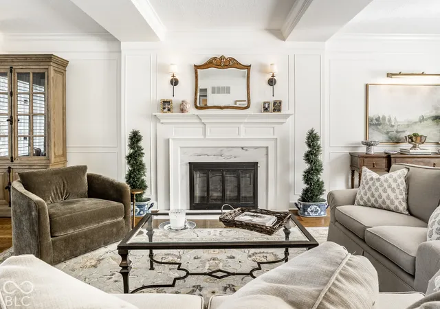 Photo 3 of Sale Pending at 13544 Brentwood Ln, Carmel, IN 46033 | MLS# 22133430 | Listing updated on 2026-10-30