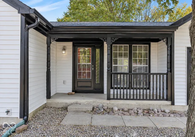 Photo 2 of Single family home for sale at 11717 Madden Ln, Fishers, IN 46038 | MLS# 22133436 | Listing updated on 2026-10-26