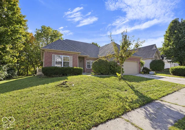 Photo 2 of Single family home for sale at 5347 Rippling Brk Way, Carmel, IN 46033 | MLS# 22133465 | Listing updated on 2026-10-27