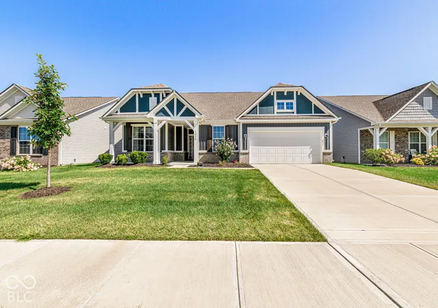 Photo 3 of Single family home for sale at 1028 Cortland Ln, Westfield, IN 46074 | MLS# 22133478 | Listing updated on 2026-10-27