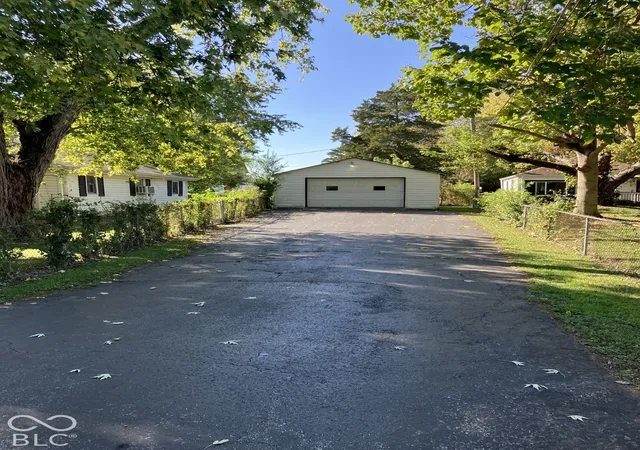 Photo 4 of Single family home for sale at 1350 S Irvington, Indianapolis, IN 46203 | MLS# 22133482 | Listing updated on 2026-10-28