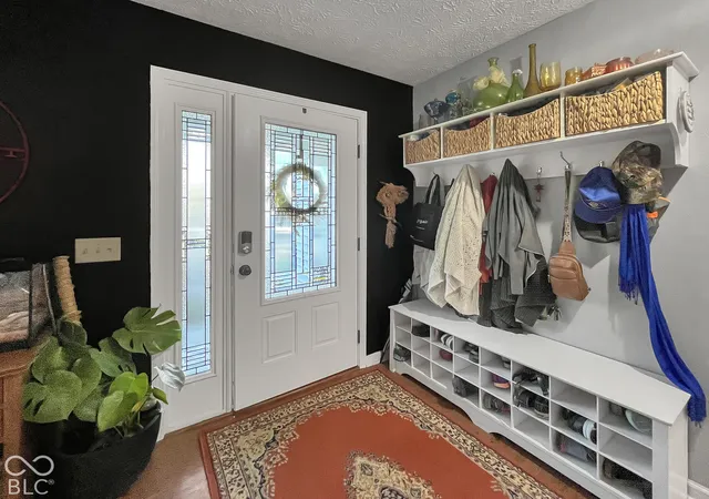 Photo 2 of Single family home for sale at 5025 W Bay Rd, Plainfield, IN 46168 | MLS# 22133485 | Listing updated on 2026-10-29