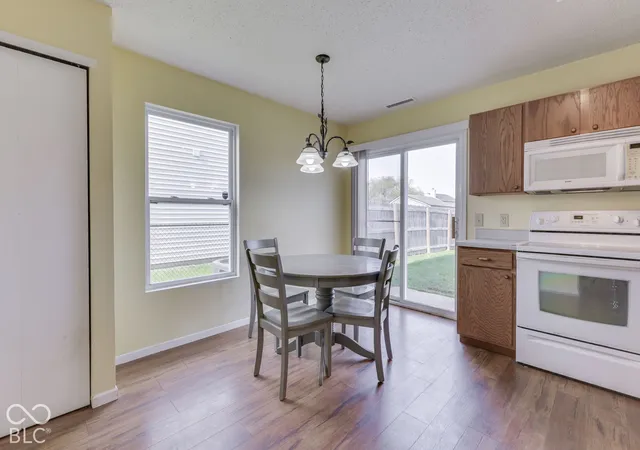 Photo 2 of Single family home for sale at 7952 States Bnd Dr, Indianapolis, IN 46239 | MLS# 22133493 | Listing updated on 2026-10-27