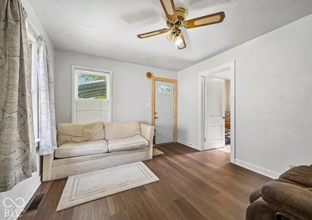 Photo 4 of Single family home for sale at 3313 Richmond Ave, Connersville, IN 47331 | MLS# 22133497 | Listing updated on 2026-10-27