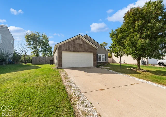 Photo 1 of Single family home for sale at 3091 Harvest Grv Ln, Bargersville, IN 46106 | MLS# 22133505 | Listing updated on 2026-10-27
