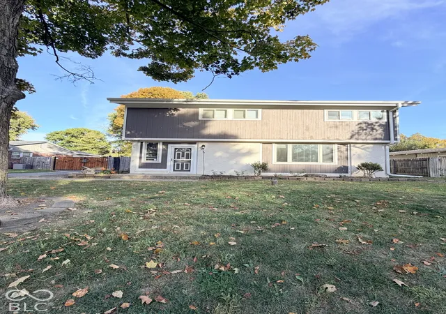 Photo 1 of Single family home for sale at 4839 Alameda Rd, Indianapolis, IN 46228 | MLS# 22133529 | Listing updated on 2026-10-27