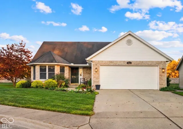 Photo 2 of Single family home for sale at 2468 Dutch Ln, Terre Haute, IN 47802 | MLS# 22133532 | Listing updated on 2026-10-28