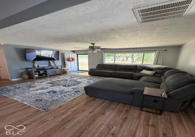 Photo 1 of Single family home for sale at 510 S Saratoga Dr, Brownsburg, IN 46112 | MLS# 22133540 | Listing updated on 2026-10-27