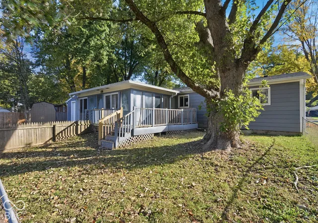 Photo 2 of Single family home for sale at 1330 Twilight Dr, Noblesville, IN 46060 | MLS# 22133542 | Listing updated on 2026-10-29