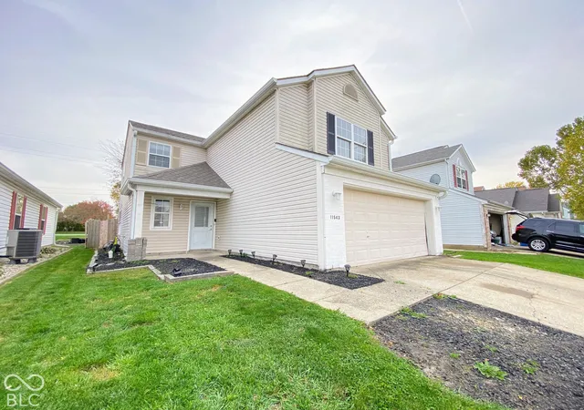 Photo 3 of Single family home for sale at 11543 Congressional Ln, Indianapolis, IN 46235 | MLS# 22133546 | Listing updated on 2026-10-27