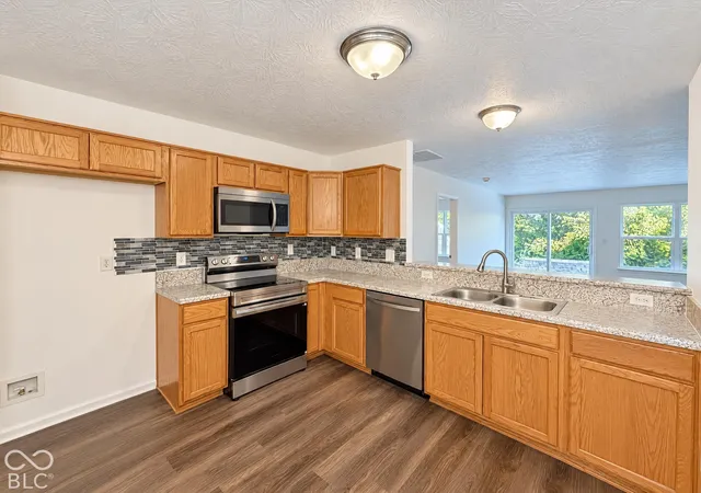 Photo 1 of Single family home for sale at 6536 Emerald Xing Way, Indianapolis, IN 46221 | MLS# 22133549 | Listing updated on 2026-10-27