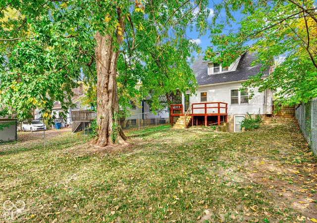 Photo 4 of Single family home for sale at 614 Anderson St, Greencastle, IN 46135 | MLS# 22133553 | Listing updated on 2026-10-28
