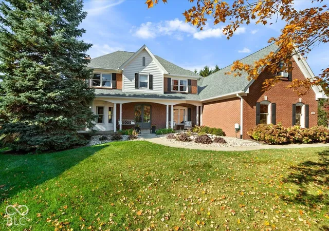 Photo 1 of Single family home for sale at 553 Fox Ln, Carmel, IN 46032 | MLS# 22133560 | Listing updated on 2026-10-30
