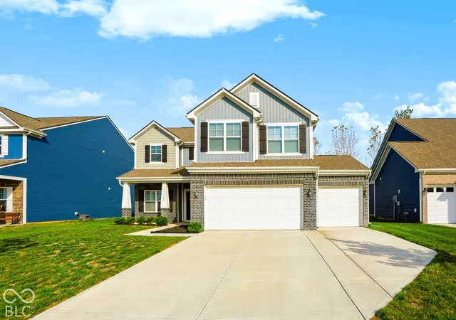 Photo 2 of Single family home for sale at 1160 Supernova Dr, Franklin, IN 46131 | MLS# 22133586 | Listing updated on 2026-10-28