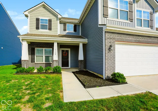 Photo 3 of Single family home for sale at 1160 Supernova Dr, Franklin, IN 46131 | MLS# 22133586 | Listing updated on 2026-10-28