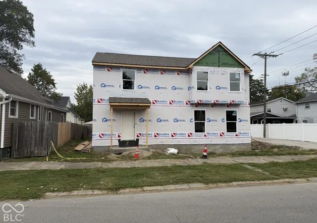 Single family home for sale at 229 S Sycamore St, Martinsville, IN 46151 | MLS# 22133589