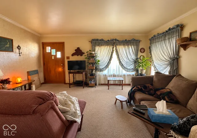 Photo 4 of Single family home for sale at 1304 Meridian St, Shelbyville, IN 46176 | MLS# 22133598 | Listing updated on 2026-10-28