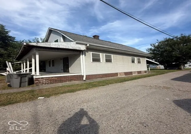 Photo 2 of Single family home for sale at 3402 E New York St, Indianapolis, IN 46201 | MLS# 22133600 | Listing updated on 2026-10-27