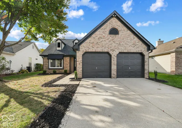 Photo 1 of Single family home for sale at 134 Tracy Ridge Blvd, Whiteland, IN 46184 | MLS# 22133611 | Listing updated on 2026-10-30