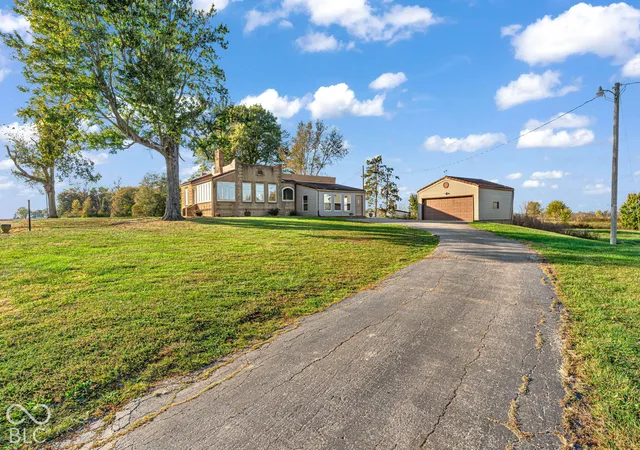 Photo 2 of Single family home for sale at 9671 E County Rd 525 S, Fillmore, IN 46128 | MLS# 22133618 | Listing updated on 2026-10-28