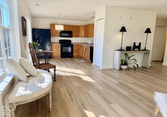 Photo 2 of Single family home for sale at 2755 Schoolmarm Dr, Greenfield, IN 46140 | MLS# 22133629 | Listing updated on 2026-10-27