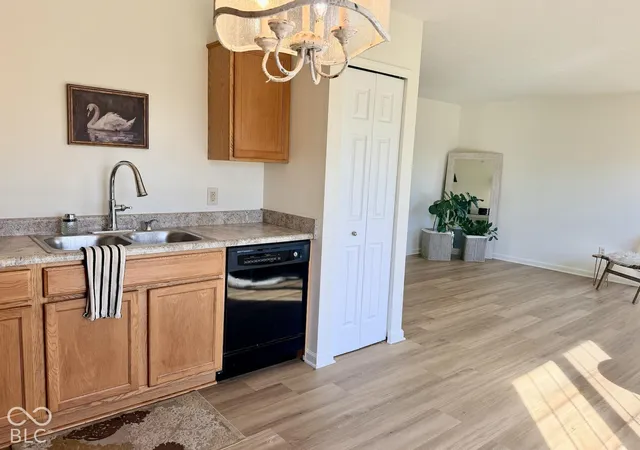Photo 3 of Single family home for sale at 2755 Schoolmarm Dr, Greenfield, IN 46140 | MLS# 22133629 | Listing updated on 2026-10-27