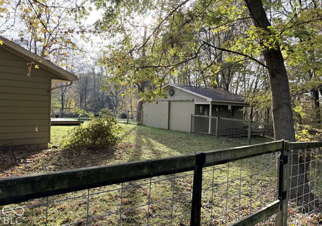 Photo 4 of Single family home for sale at 11864 S State Rd 47, Waveland, IN 47989 | MLS# 22133640 | Listing updated on 2026-10-28