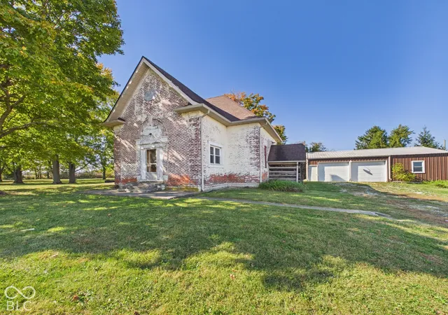 Single family home for sale at 4985 N 300 West, Anderson, IN 46011 | MLS# 22133642