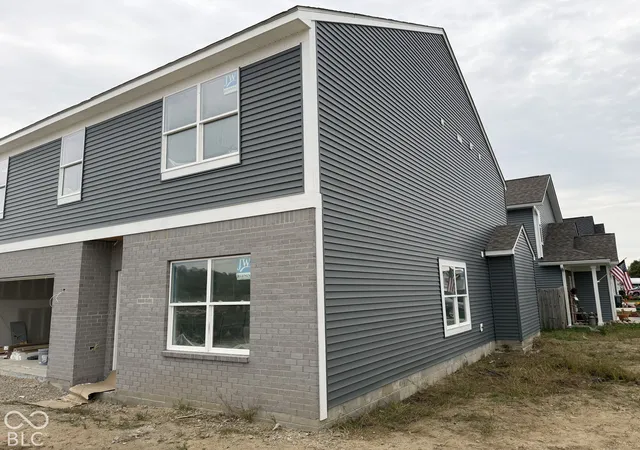 Photo 2 of Single family home for sale at 1292 Landen Trl, Martinsville, IN 46151 | MLS# 22133655 | Listing updated on 2026-10-28