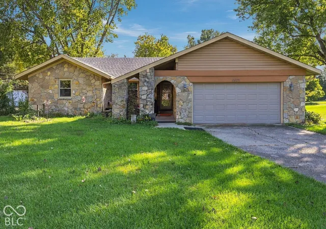 Photo 1 of Single family home for sale at 4419 Cardinal Dr, Indianapolis, IN 46237 | MLS# 22133666 | Listing updated on 2026-10-28