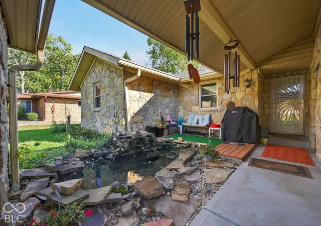 Photo 3 of Single family home for sale at 4419 Cardinal Dr, Indianapolis, IN 46237 | MLS# 22133666 | Listing updated on 2026-10-28