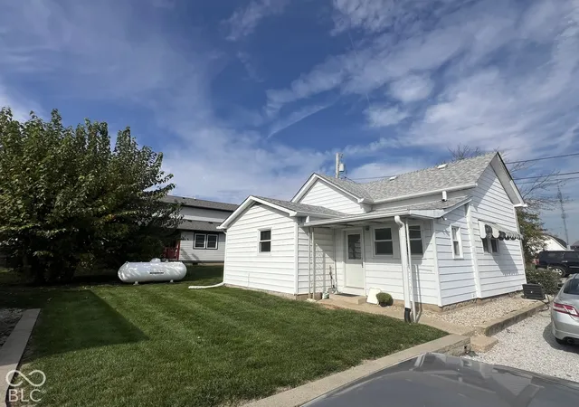 Photo 4 of Single family home for sale at 125 E Main St, Monrovia, IN 46157 | MLS# 22133669 | Listing updated on 2026-10-27