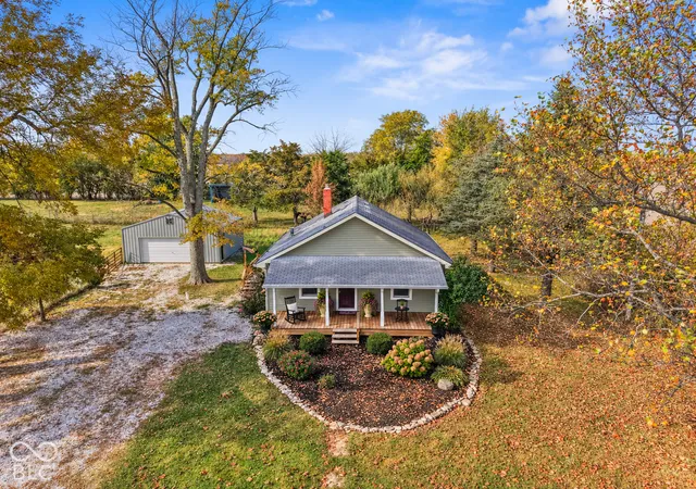 Single family home for sale at 3832 S County Rd 875 W, Coatesville, IN 46121 | MLS# 22133684