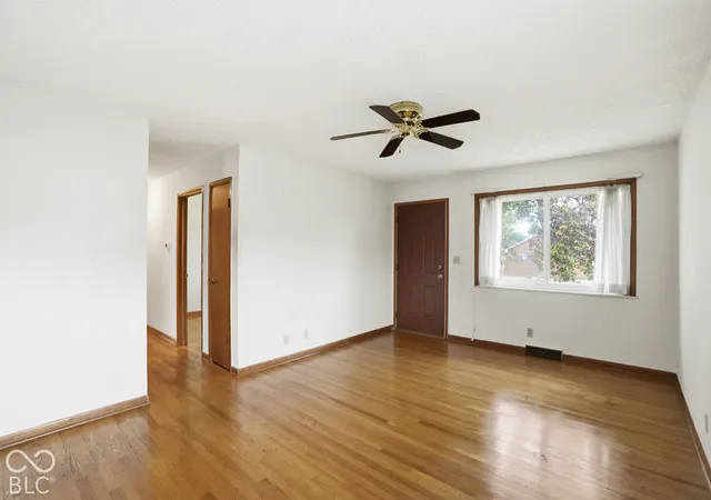Photo 3 of Single family home for sale at 1521 N Campbell Ave, Indianapolis, IN 46219 | MLS# 22133687 | Listing updated on 2026-10-28