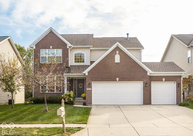 Single family home for sale at 7877 Blue Jay Way, Zionsville, IN 46077 | MLS# 22133690