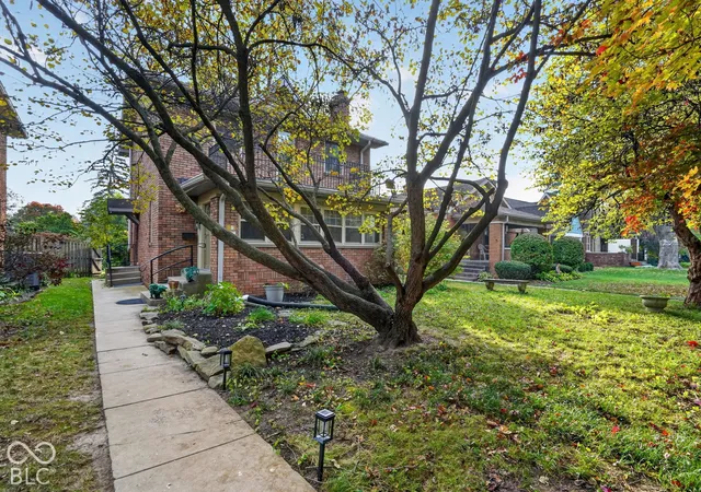Photo 3 of Single family home for sale at 913 N Audubon Rd, Indianapolis, IN 46219 | MLS# 22133703 | Listing updated on 2026-10-27