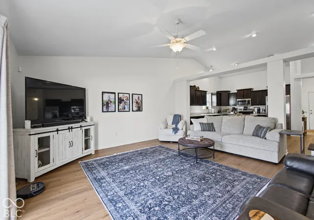 Photo 4 of Single family home for sale at 808 Coralberry Ln, Greenwood, IN 46143 | MLS# 22133732 | Listing updated on 2026-10-29