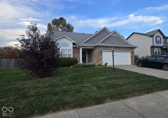 Photo 1 of Single family home for sale at 1182 Glenbar Way, Greenwood, IN 46143 | MLS# 22133733 | Listing updated on 2026-10-29