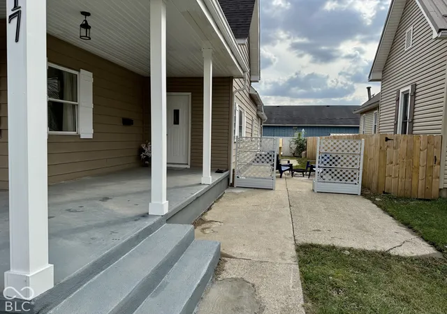 Photo 1 of Single family home for sale at 217 E Washington St, Tipton, IN 46072 | MLS# 22133737 | Listing updated on 2026-10-28