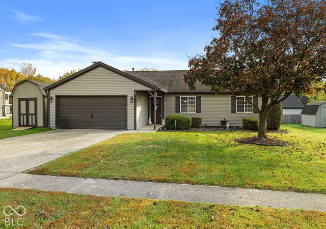 Single family home for sale at 641 Boonesboro Dr, Greenwood, IN 46142 | MLS# 22133744