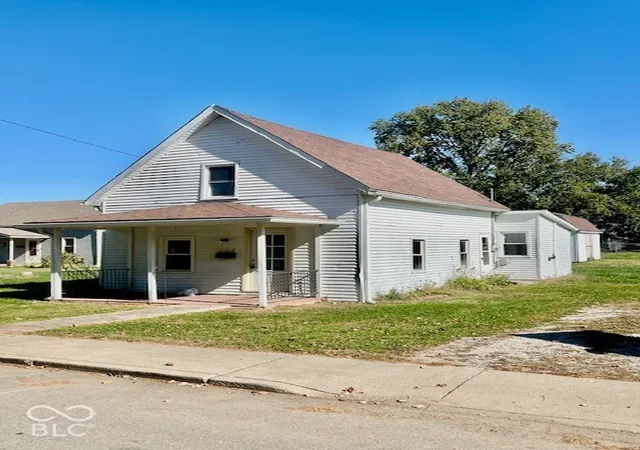 Photo 1 of Single family home for sale at 107 N Pleasant St, Edinburgh, IN 46124 | MLS# 22133747 | Listing updated on 2026-10-29