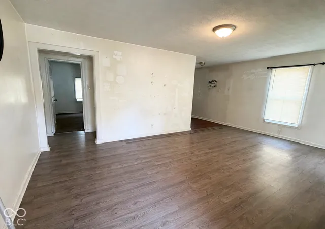 Photo 2 of Single family home for sale at 1719 Crystal St, Anderson, IN 46012 | MLS# 22133752 | Listing updated on 2026-10-28
