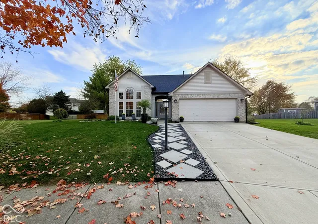 Photo 1 of Single family home for sale at 10653 Kestrel Ct, Noblesville, IN 46060 | MLS# 22133753 | Listing updated on 2026-10-29