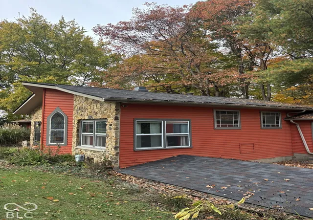 Photo 2 of Single family home for sale at 1206 NE Chippewa Trl, Greensburg, IN 47240 | MLS# 22133755 | Listing updated on 2026-10-28