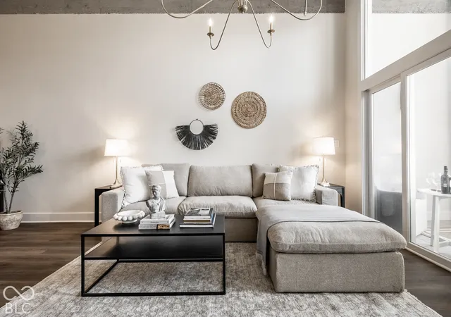 Photo 2 of Condo for sale at 611 N Park Ave #305, Indianapolis, IN 46204 | MLS# 22133782 | Listing updated on 2026-10-29