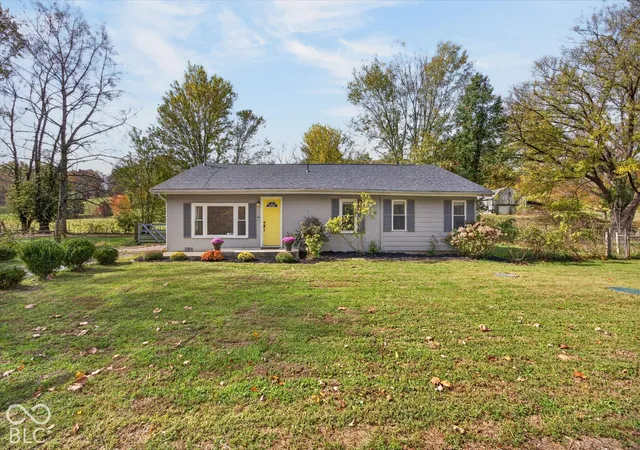 Single family home for sale at 1426 State Rd 135 S, Nashville, IN 47448 | MLS# 22133783