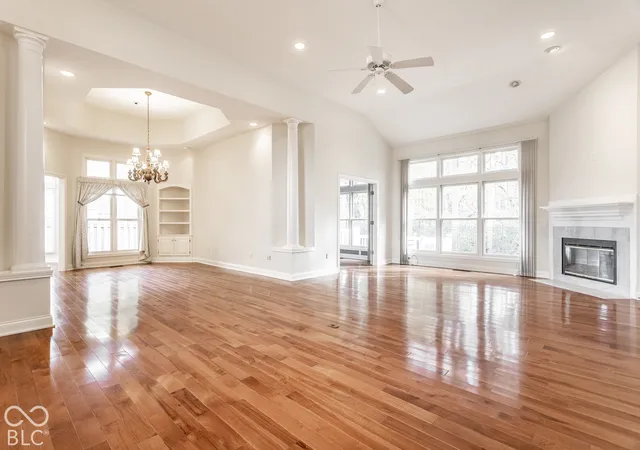 Photo 4 of Single family home for sale at 11887 Tarrynot Ln, Carmel, IN 46033 | MLS# 22133788 | Listing updated on 2026-10-28