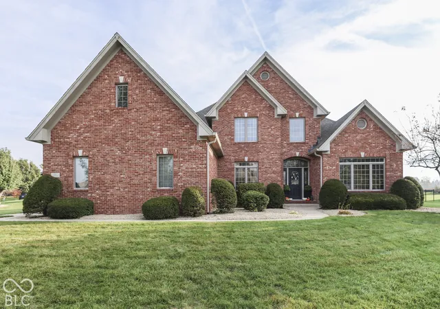 Single family home for sale at 2381 Arden Pl, Greenwood, IN 46143 | MLS# 22133817